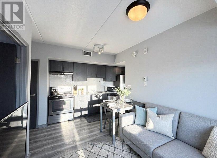 F504 - 275 Larch Street Property Photo 10