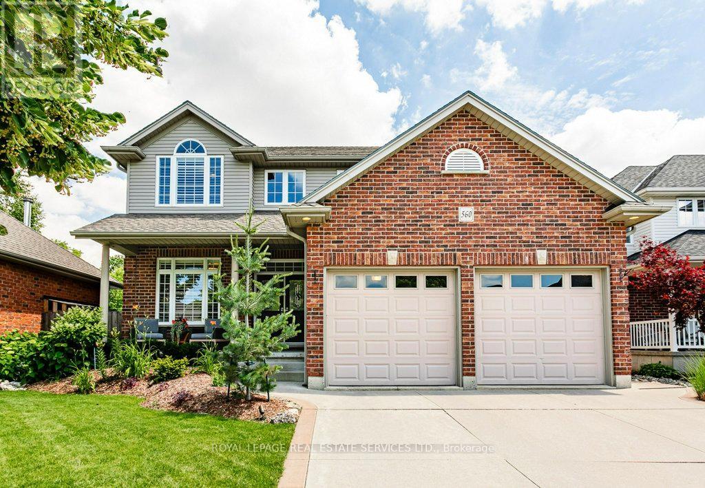 560 LAKEVIEW DRIVE