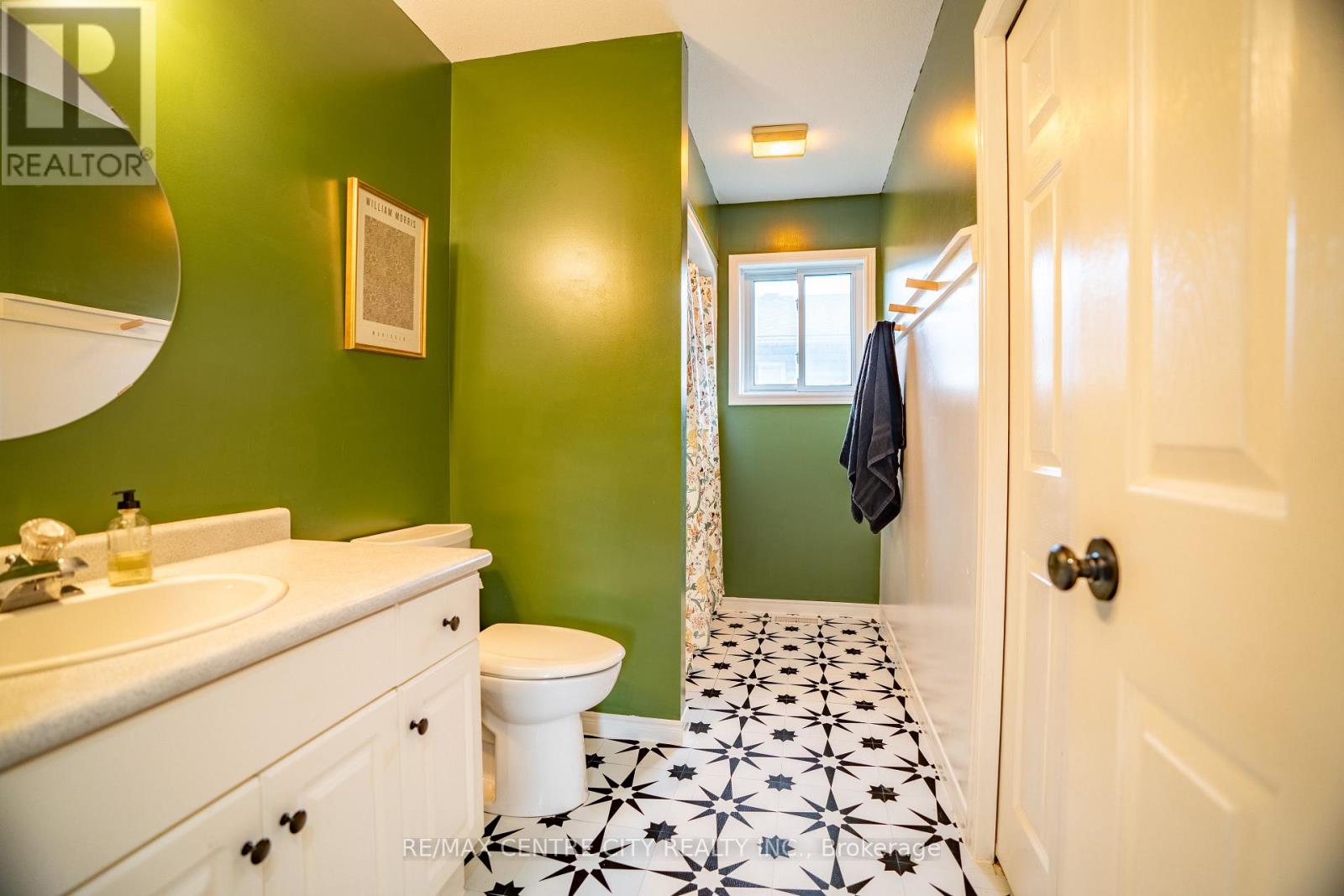 78 Chittim Road Property Photo 13