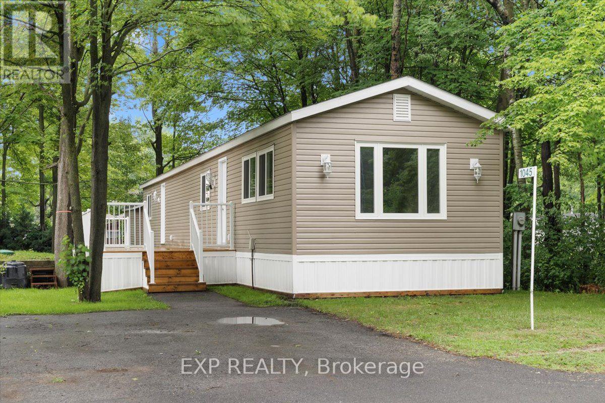 1045 VISTA BARRETT PRIVATE Property Photo 1