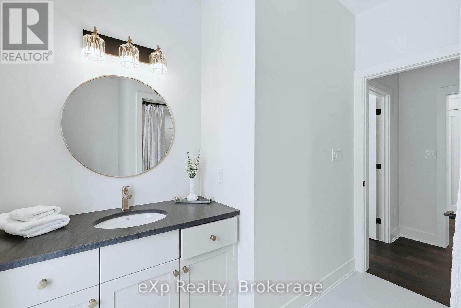 1036 Walton Avenue N Property Photo 18