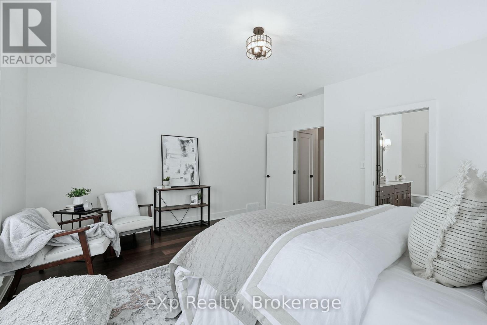 1036 Walton Avenue N Property Photo 22