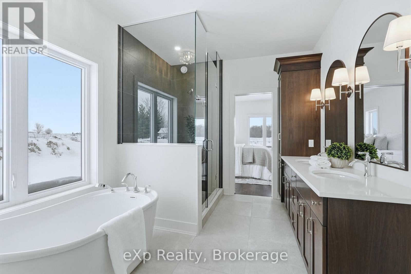 1036 Walton Avenue N Property Photo 24