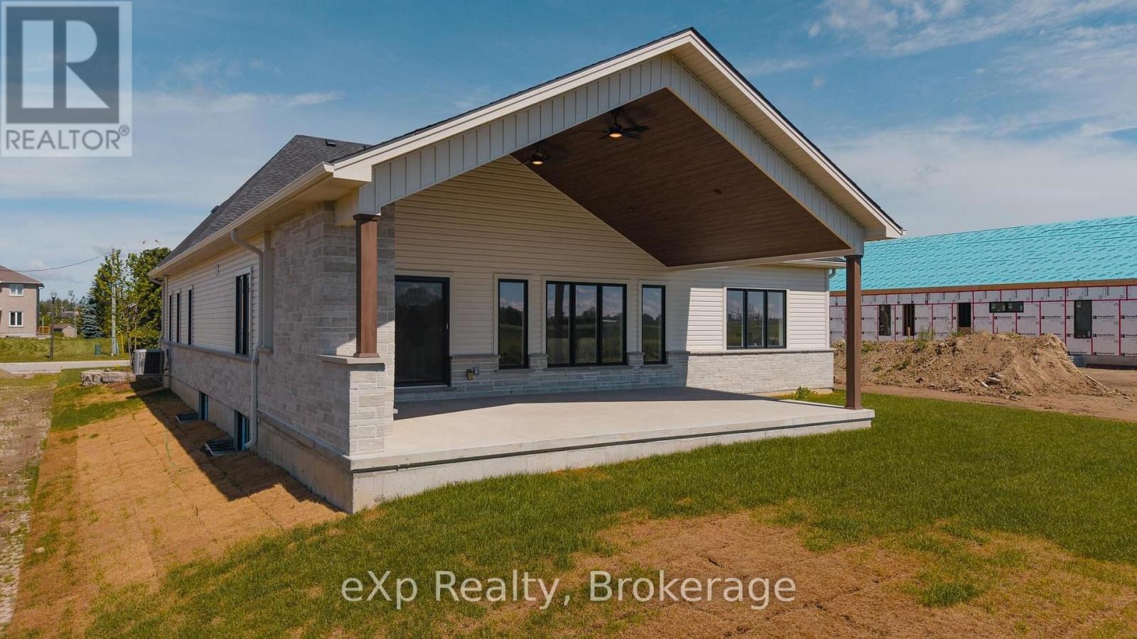 1036 Walton Avenue N Property Photo 40