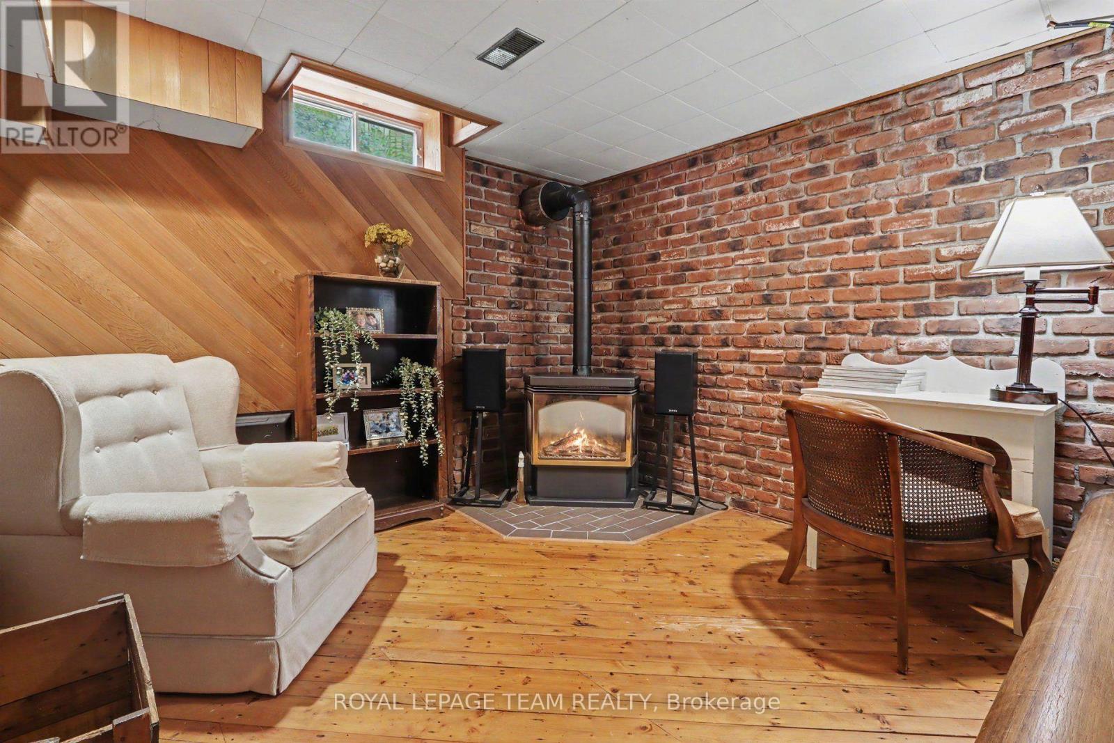 95 Seabrooke Drive Property Photo 21