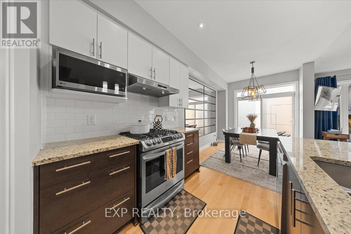 255 Shinleaf Crescent Property Photo 14