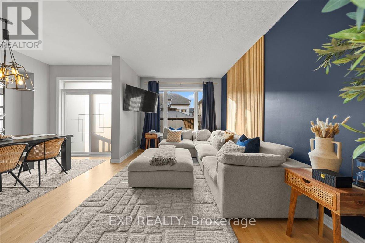 255 Shinleaf Crescent Property Photo 17