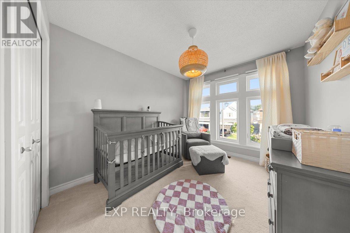 255 Shinleaf Crescent Property Photo 23