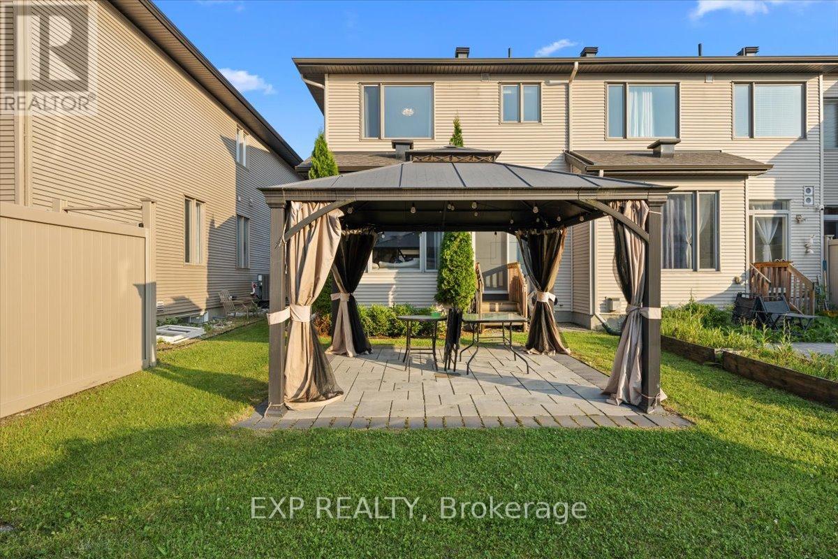 255 Shinleaf Crescent Property Photo 39