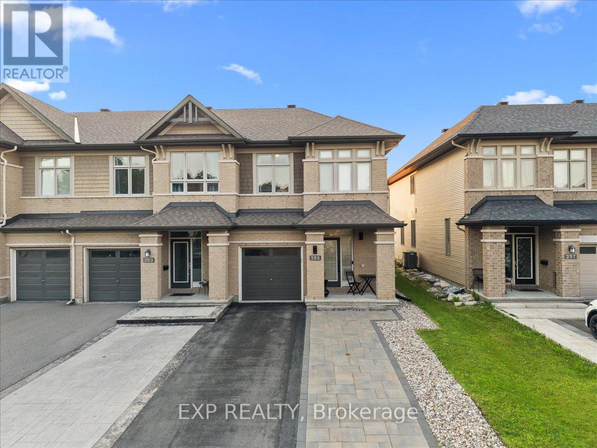 255 Shinleaf Crescent Property Photo 40