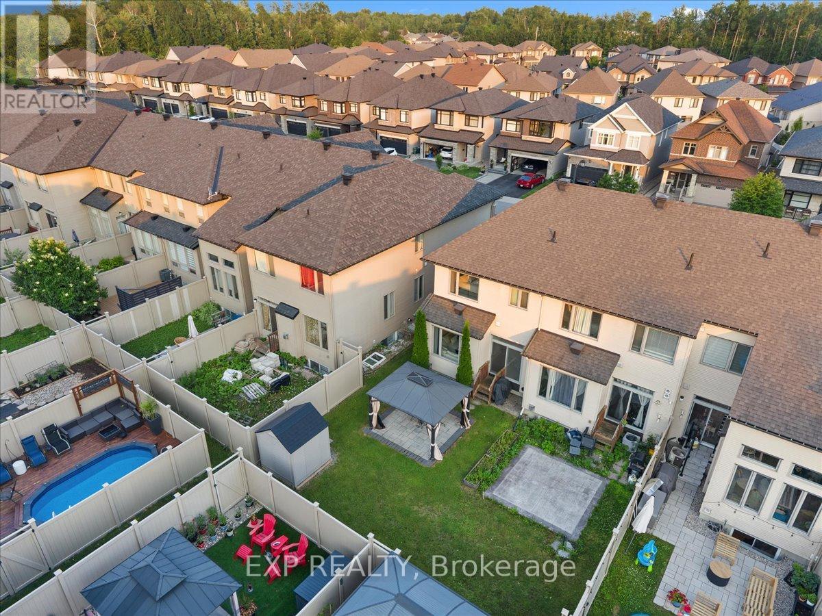 255 Shinleaf Crescent Property Photo 46
