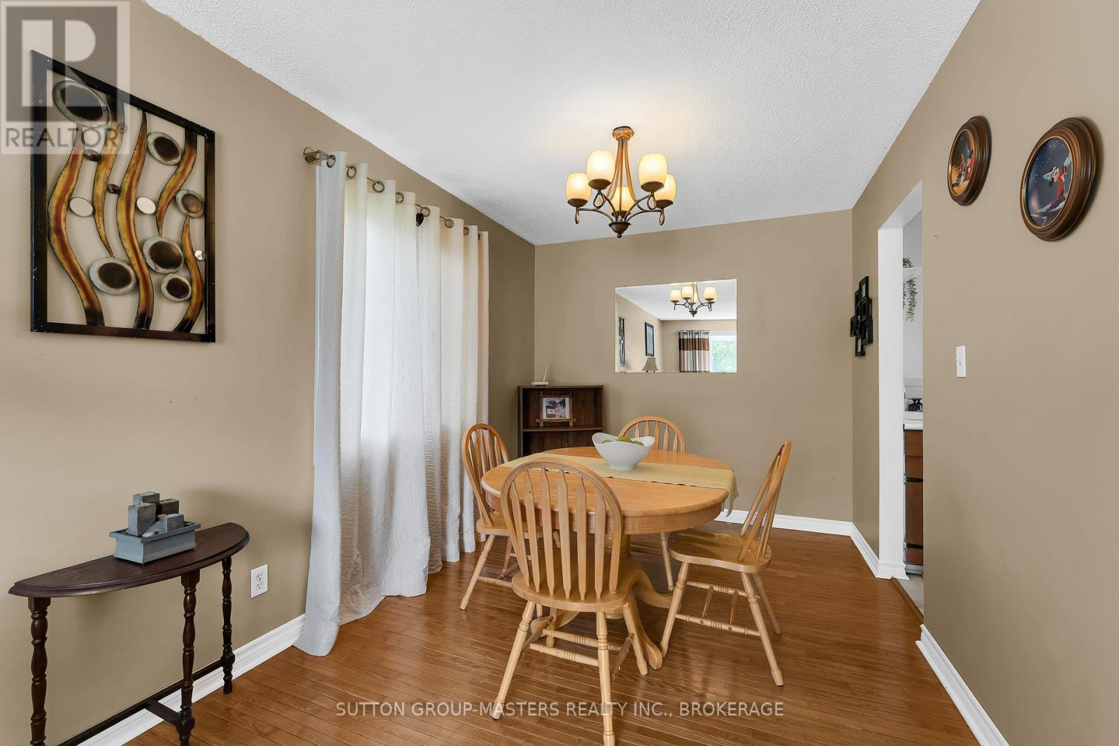 21 Mcdonald Crescent Property Photo 10