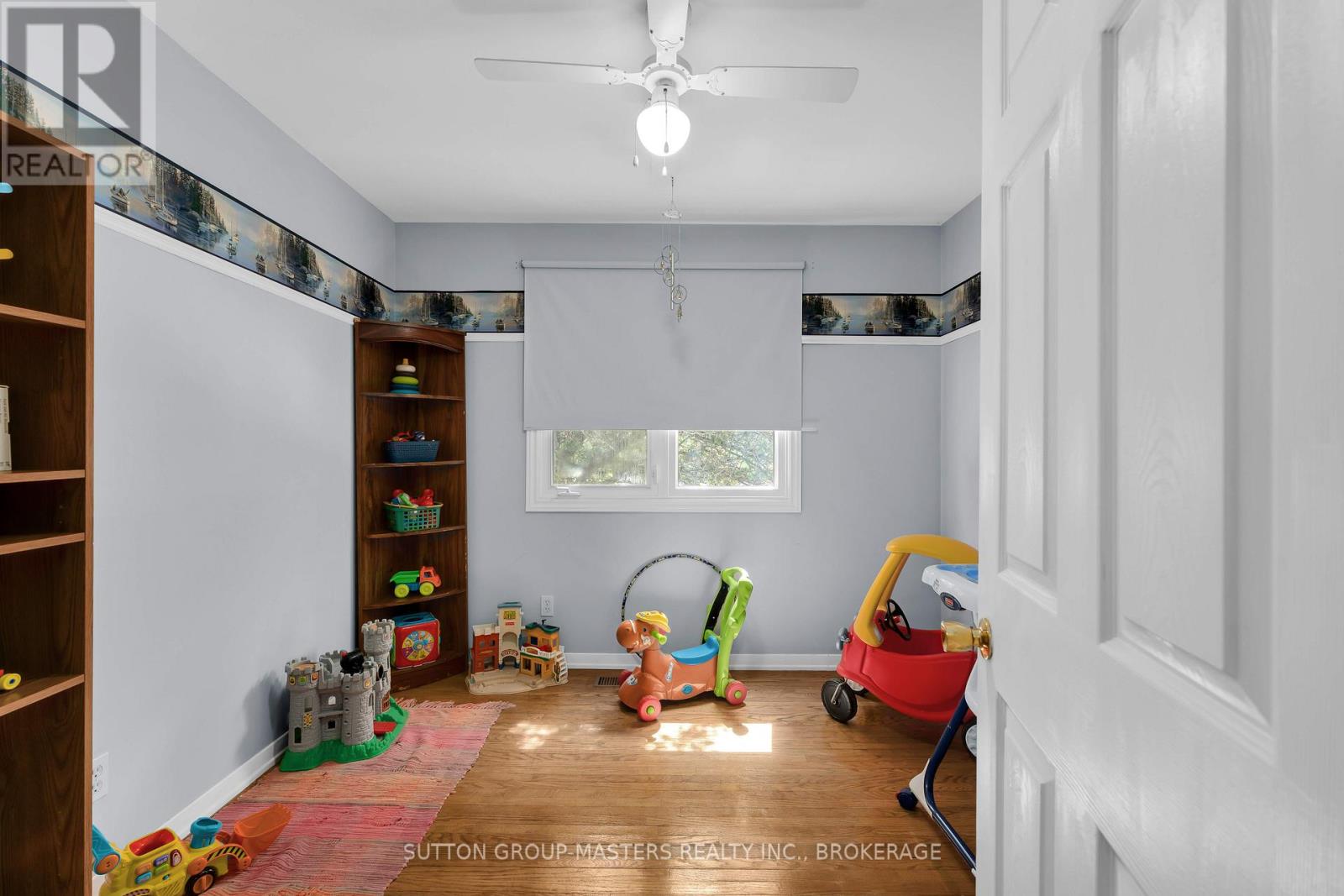 21 Mcdonald Crescent Property Photo 24