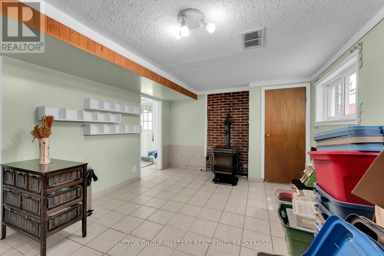 21 Mcdonald Crescent Property Photo 27