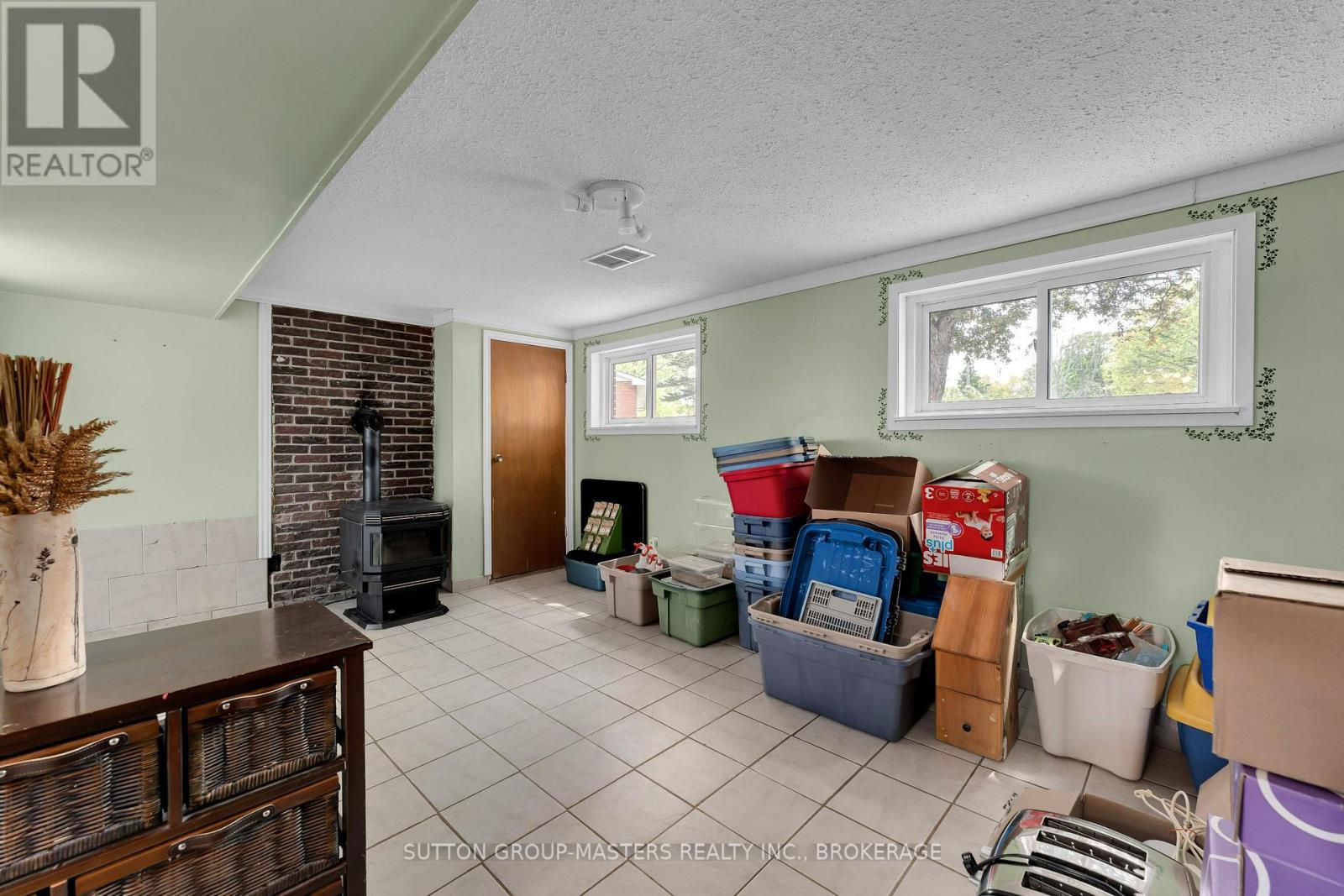 21 Mcdonald Crescent Property Photo 29