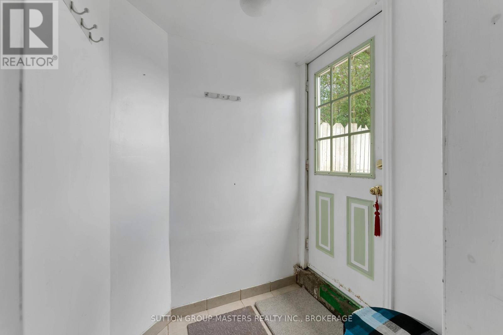 21 Mcdonald Crescent Property Photo 32