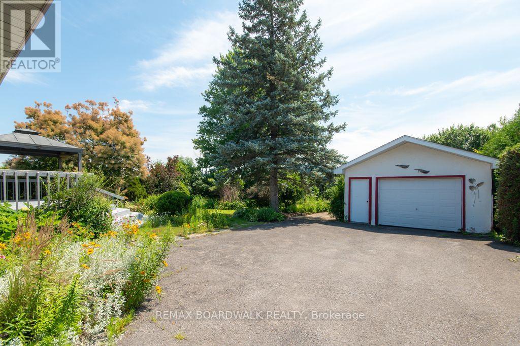3654 Navan Road Property Photo 43