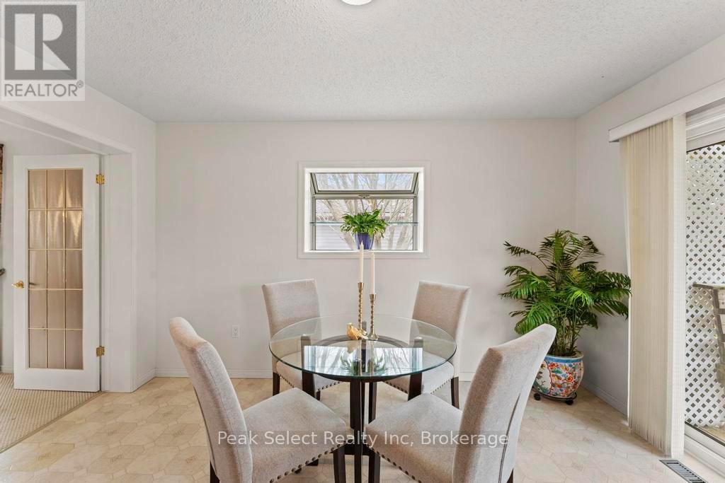 31 - 30 Ann Street Property Photo 11