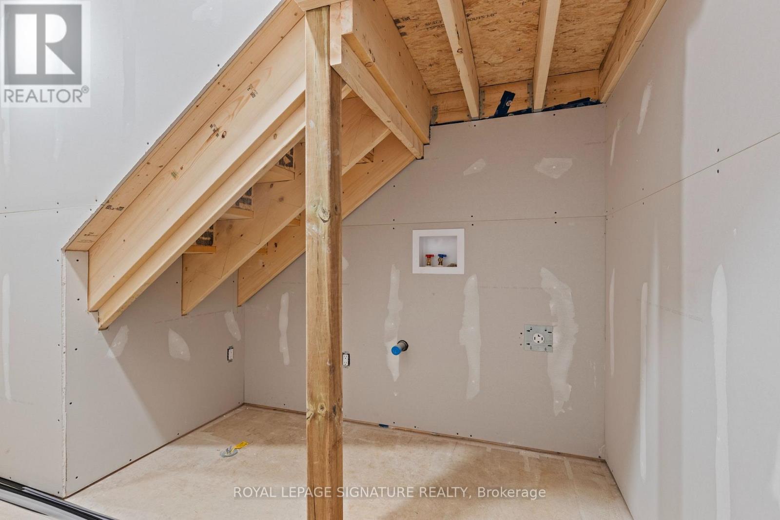 141 King Edward Street Property Photo 26