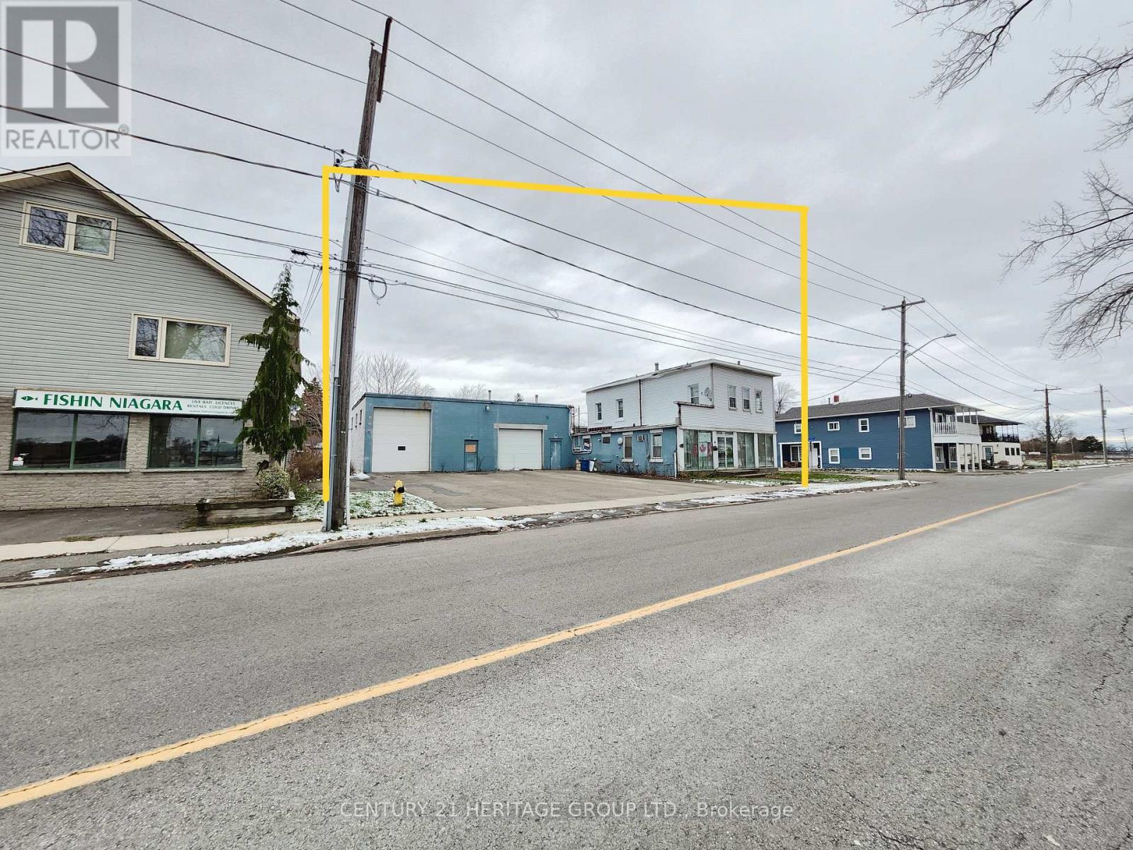 203 Niagara Boulevard Property Photo 3