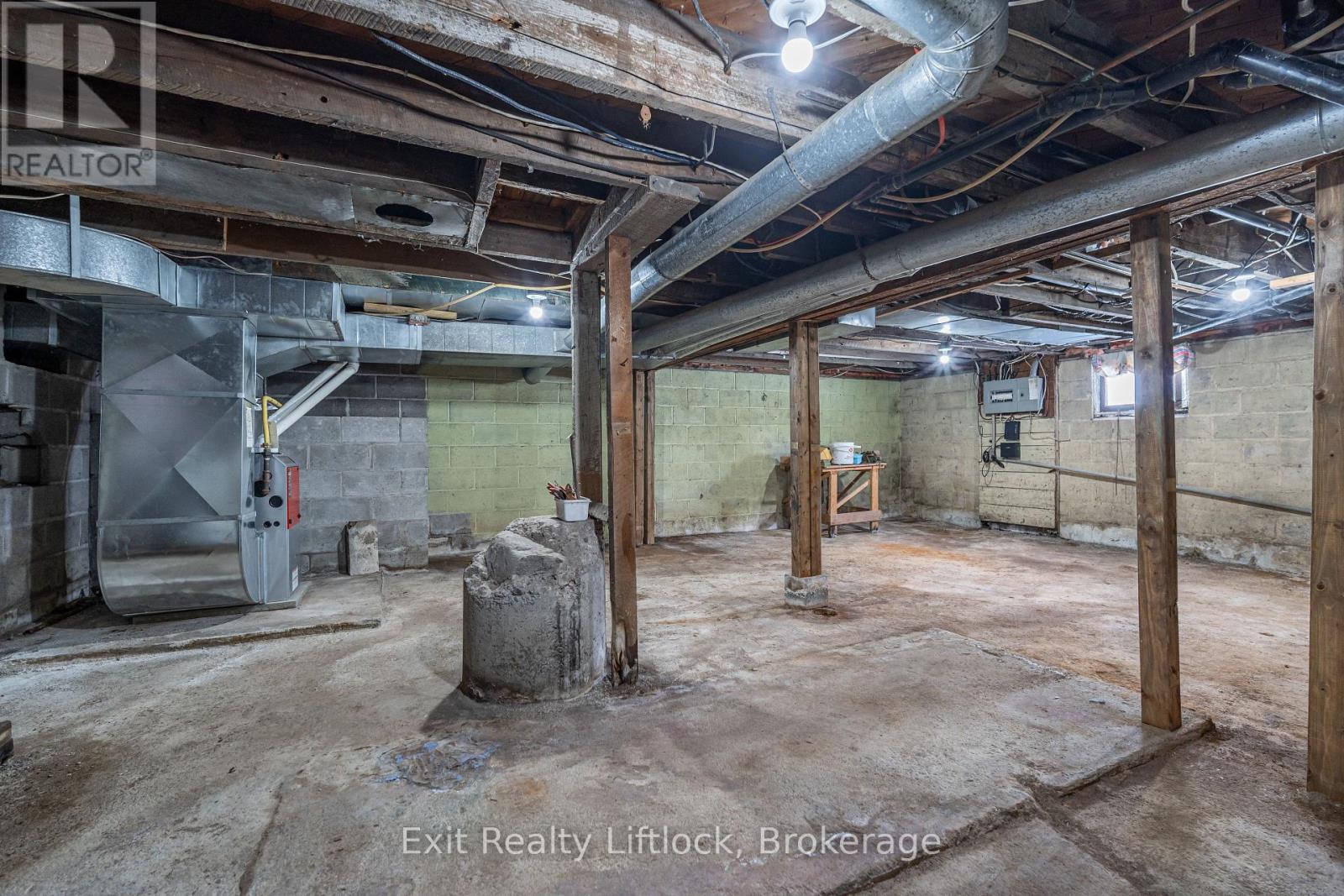 1301 County Rd 28 Property Photo 26
