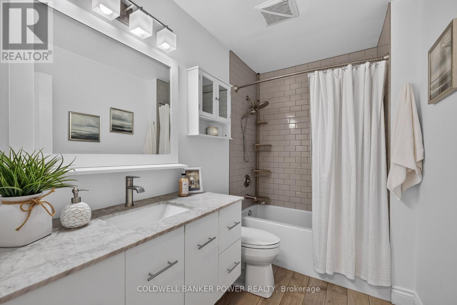 39 Shepherd Avenue Property Photo 25