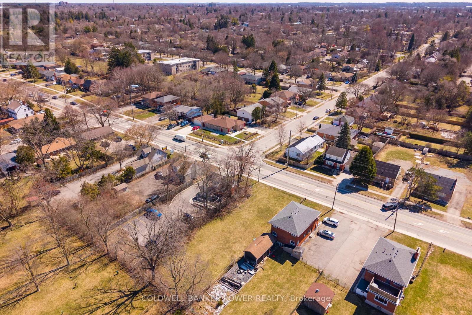 656 Huron Street Property Photo 13