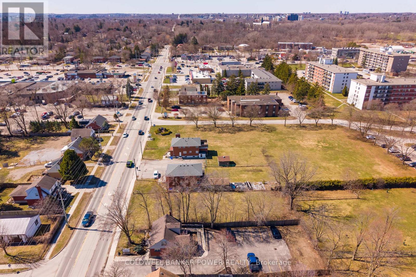 656 Huron Street Property Photo 16
