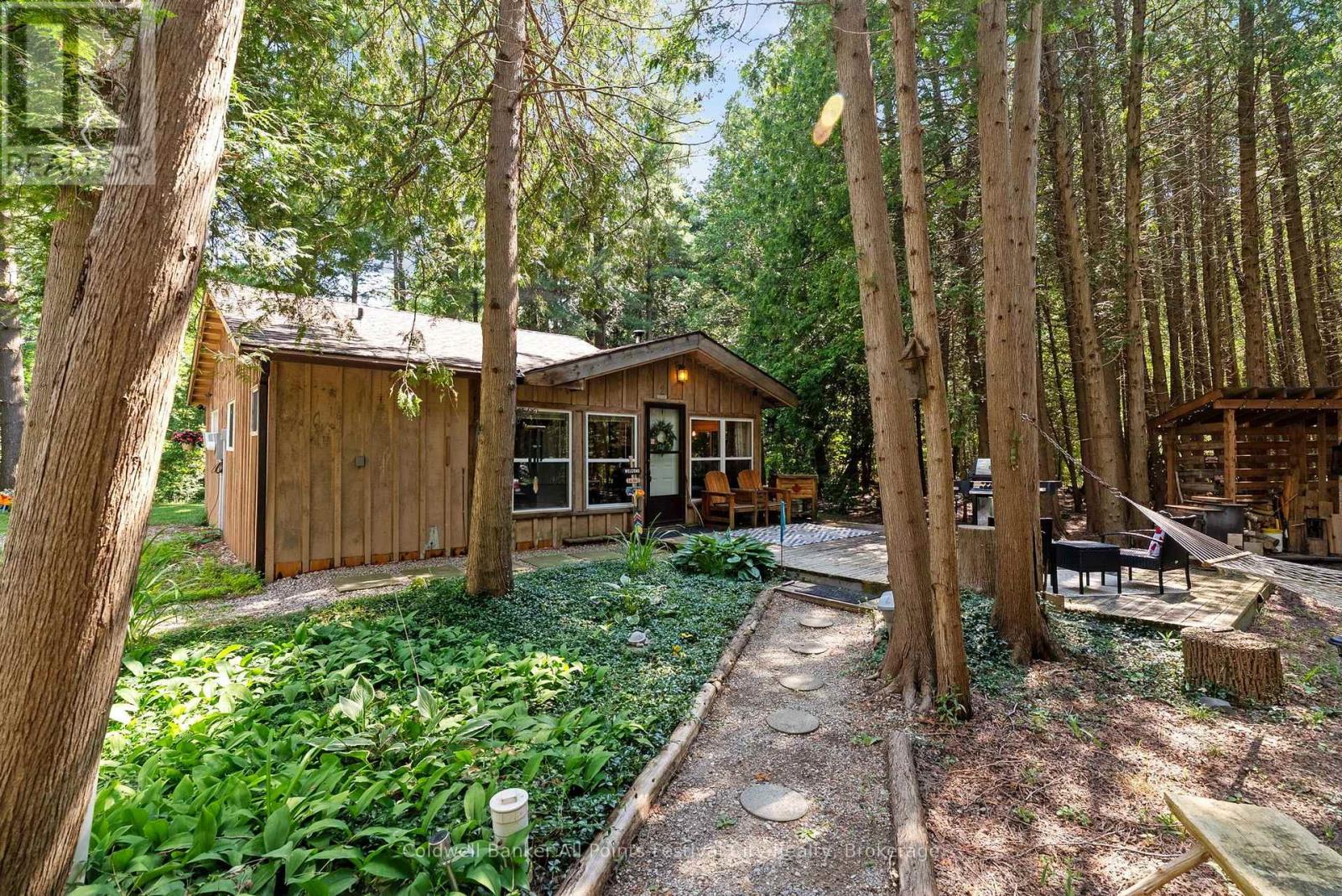 33587 Rowcliffe Drive Photo de la propriété 1