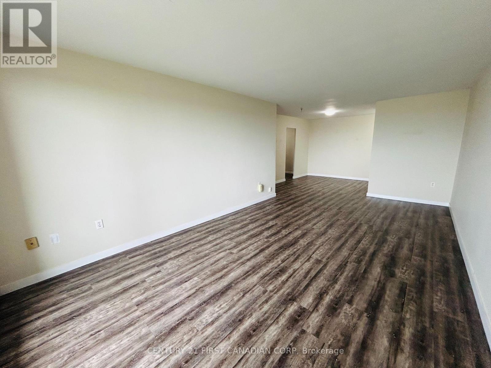 1011 - 573 Mornington Avenue Property Photo 7