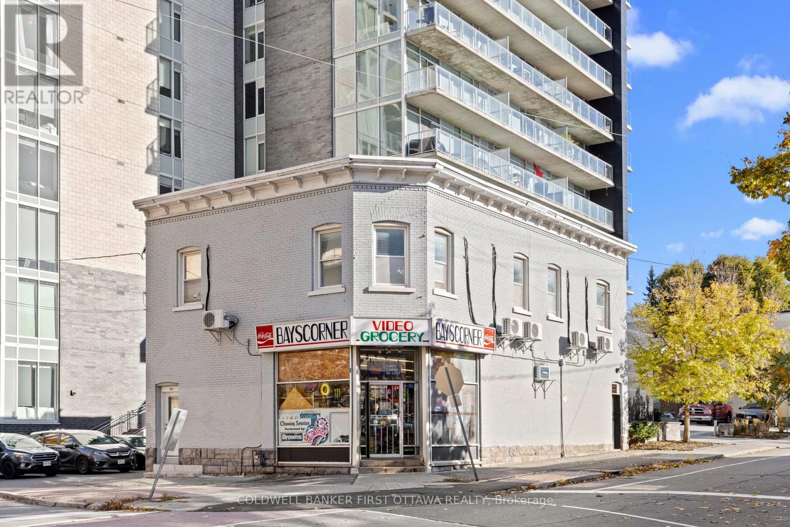 245 Bay Street Property Photo 1