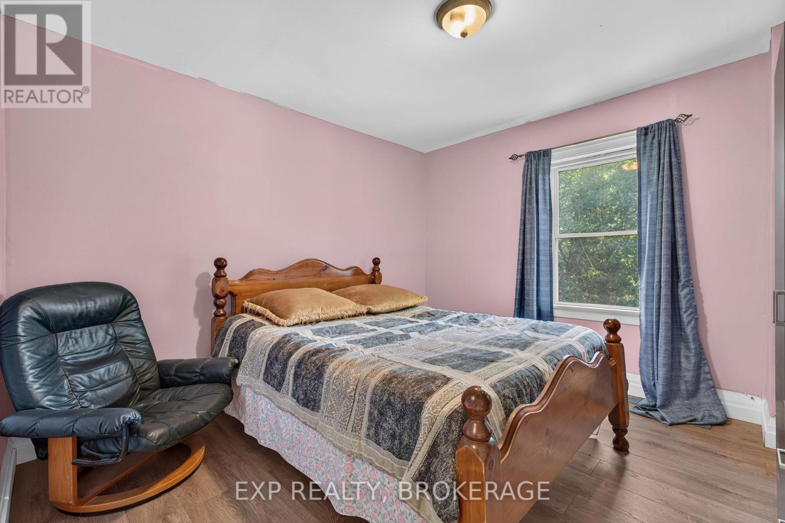 5105 Battersea Road Property Photo 23