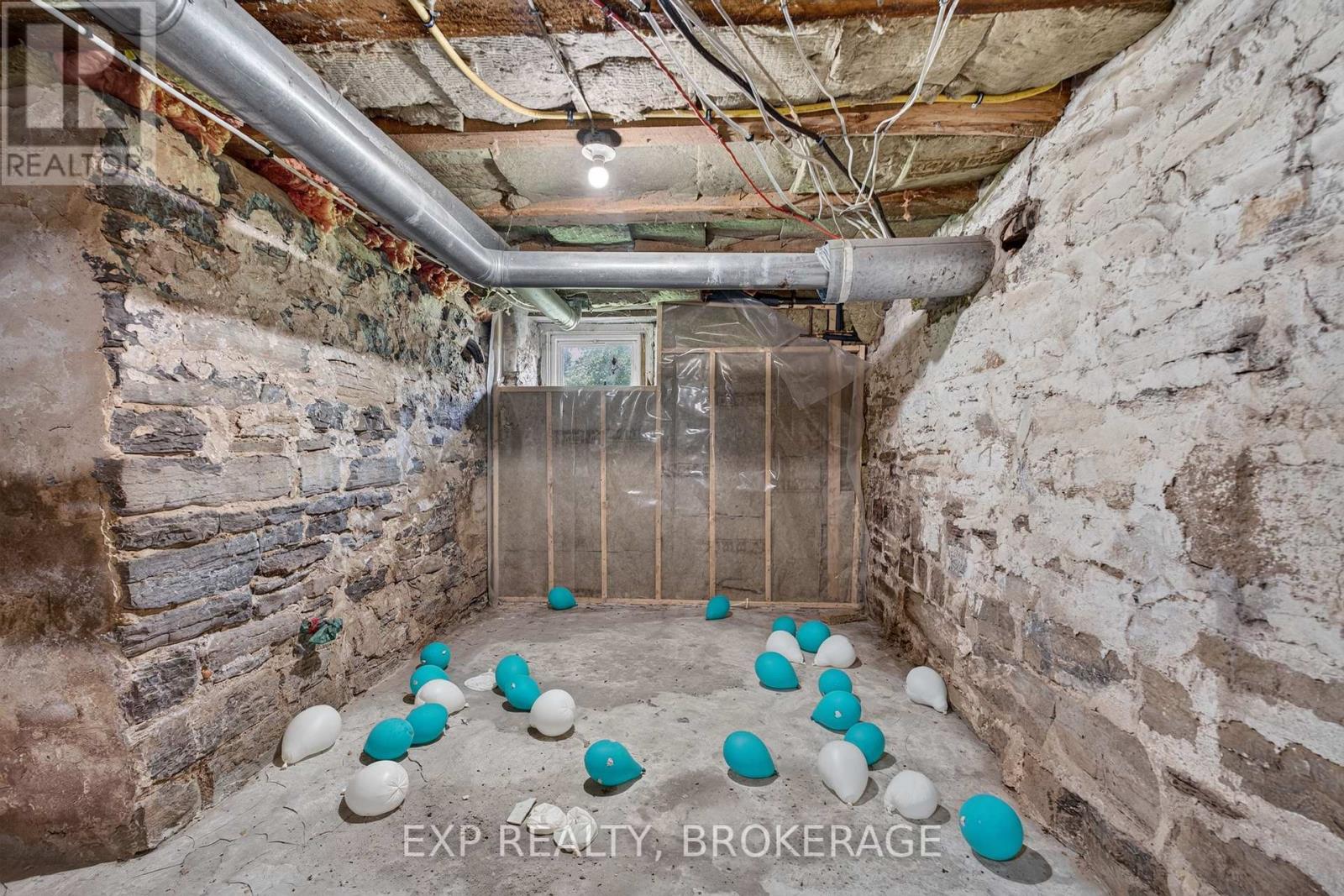 5105 Battersea Road Property Photo 27