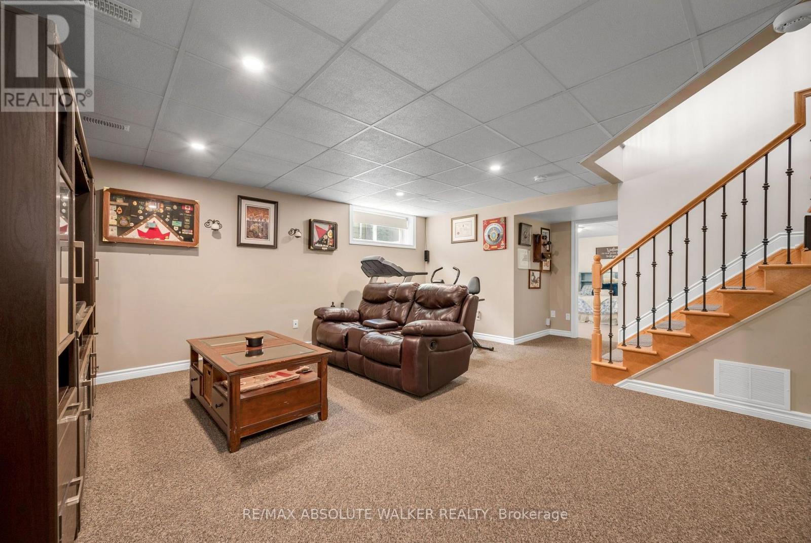 8 Settlement Lane Property Photo 26