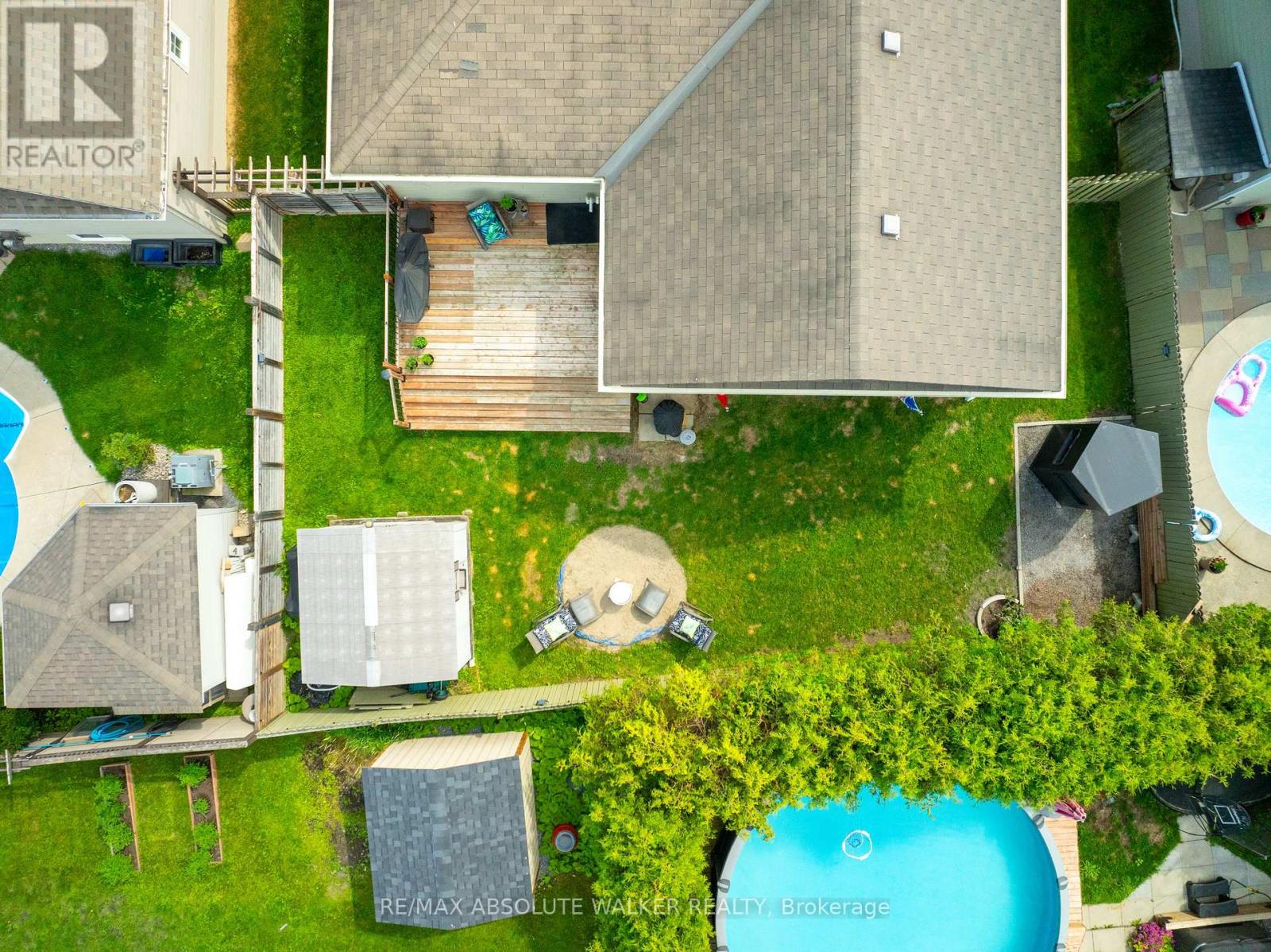 8 Settlement Lane Property Photo 36