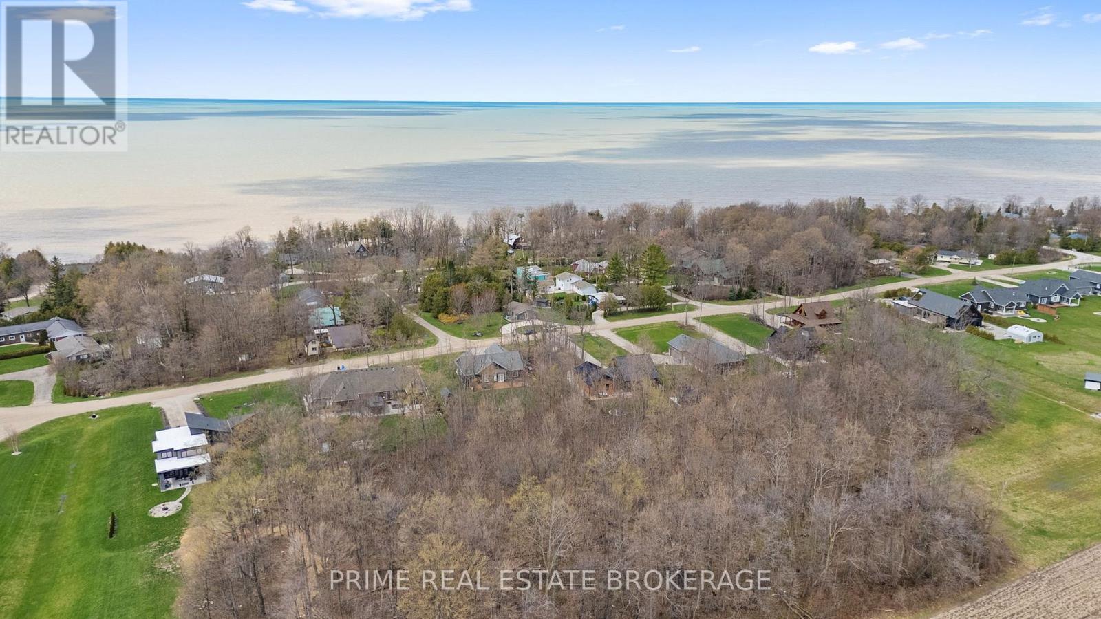 74356 Driftwood Drive Property Photo 7