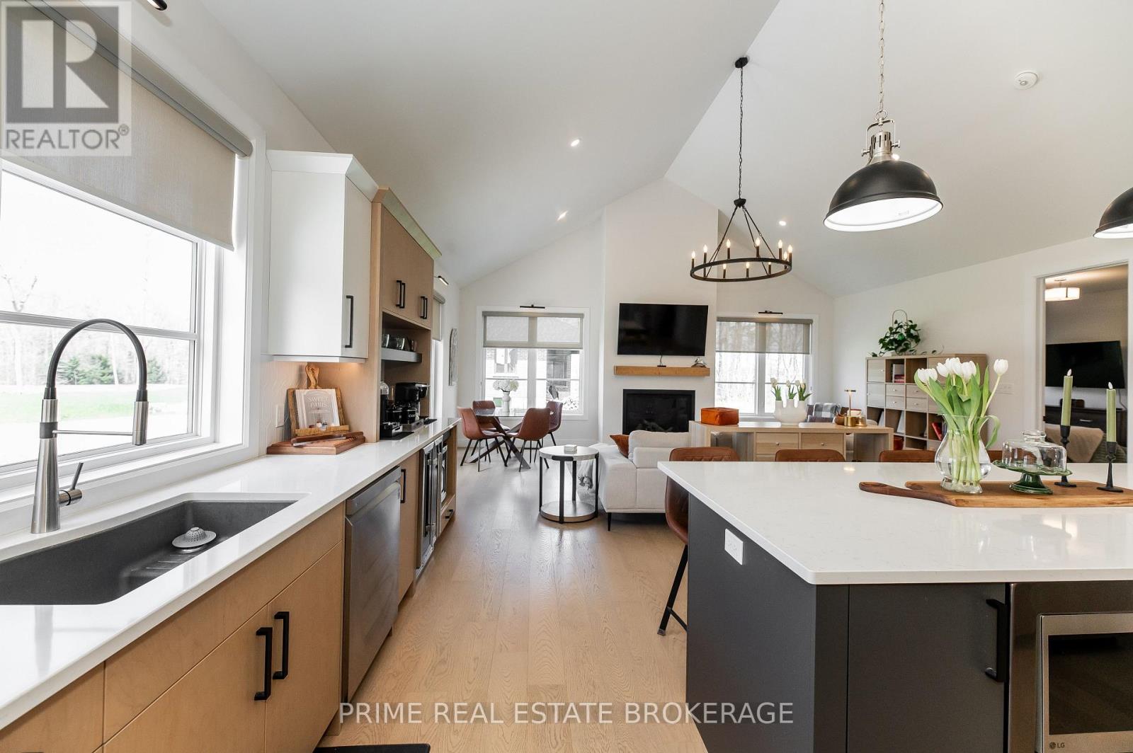 74356 Driftwood Drive Property Photo 15