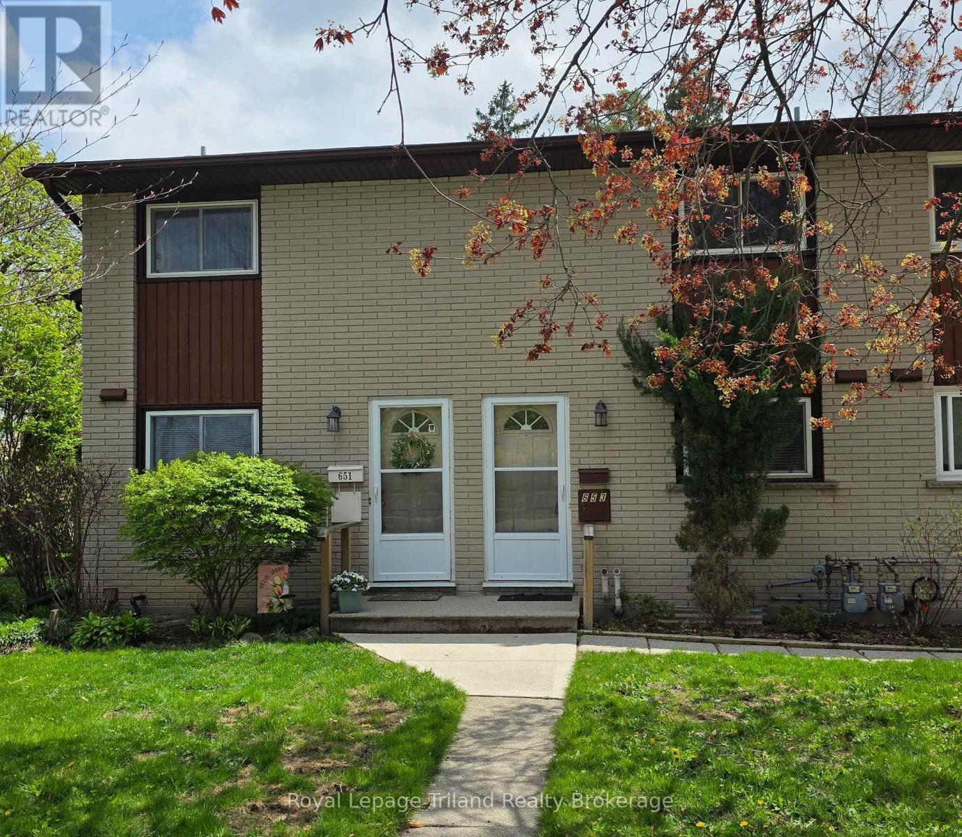 653 NORTHDALE DRIVE Property Photo 1