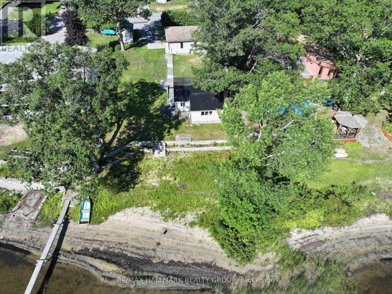 1114 Bayview Drive Property Photo 12