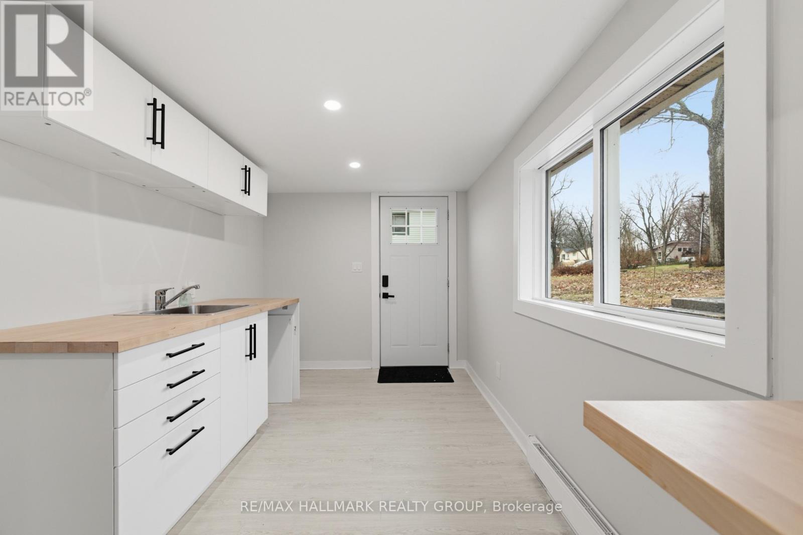 1114 Bayview Drive Property Photo 27