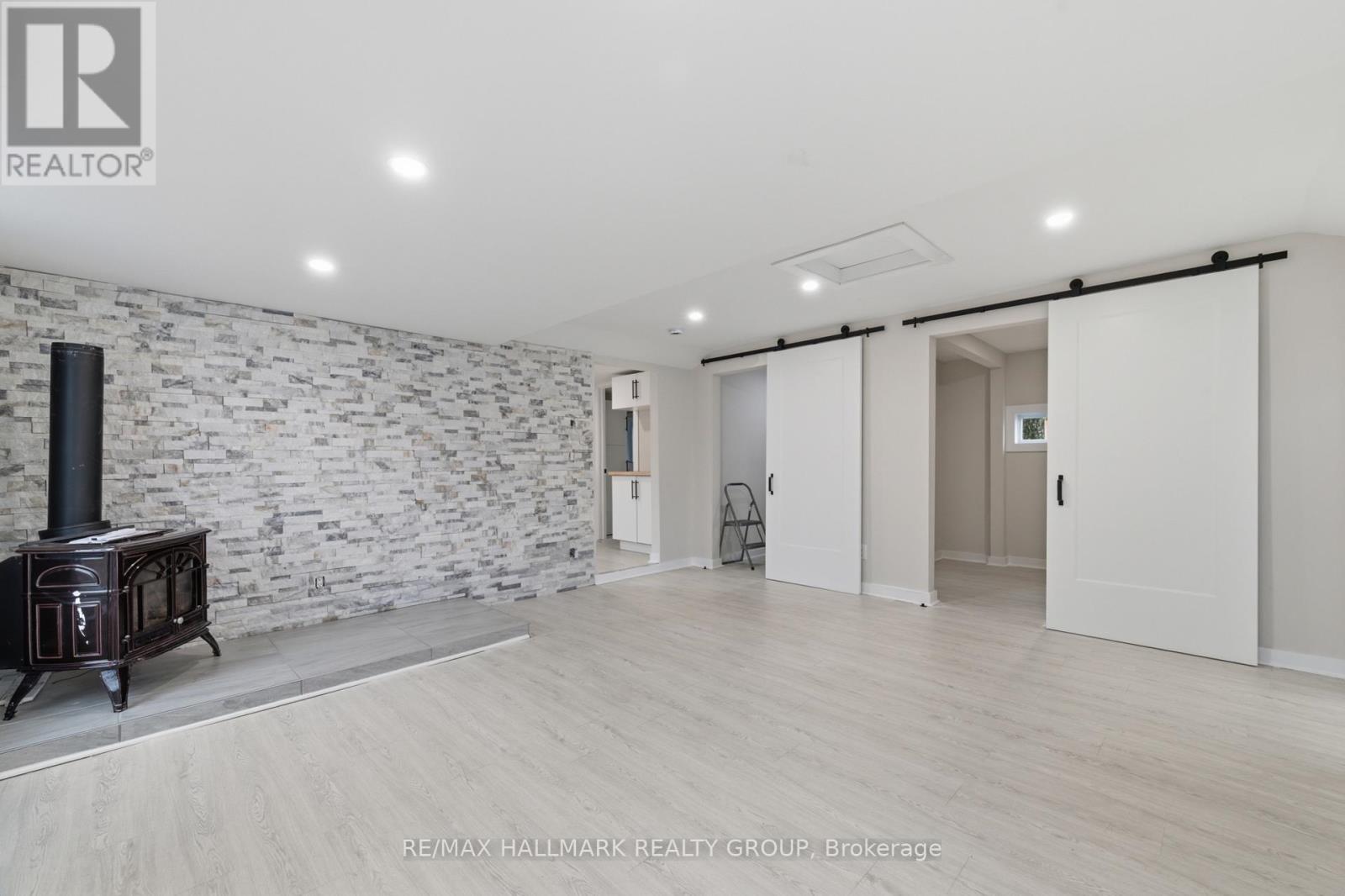 1114 Bayview Drive Property Photo 34