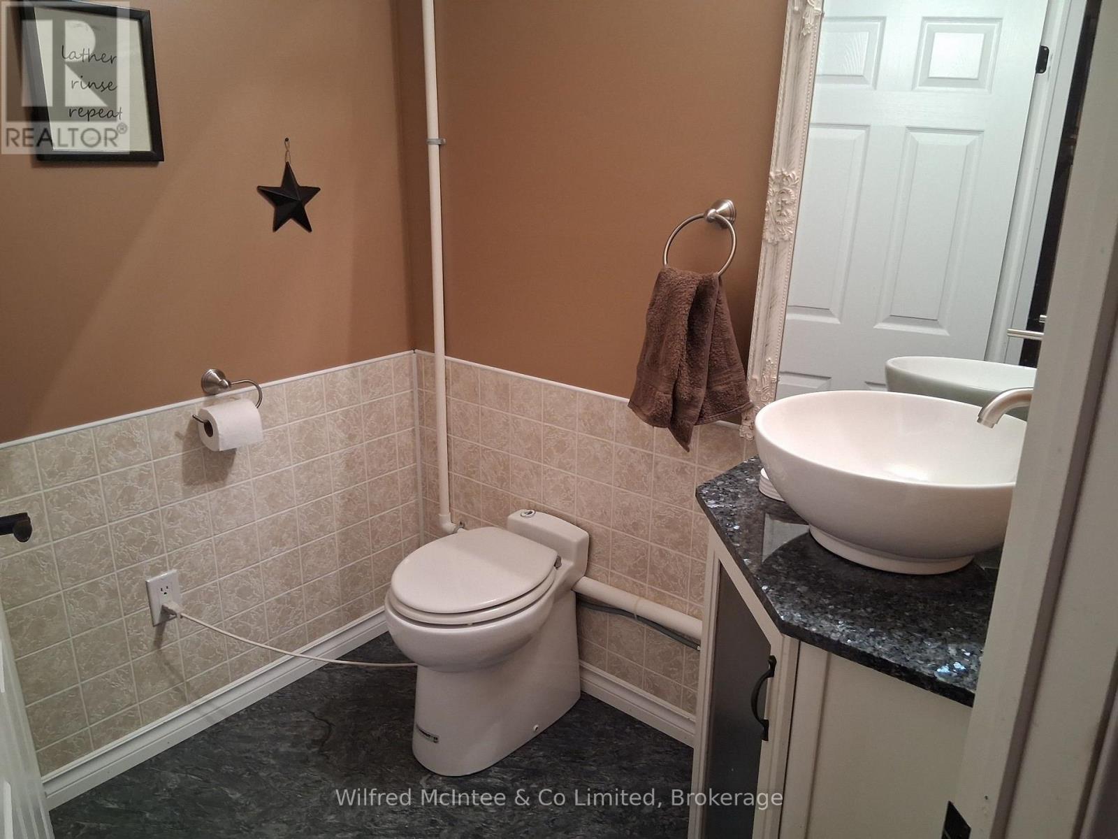 932 Bruce 86 Road Property Photo 22