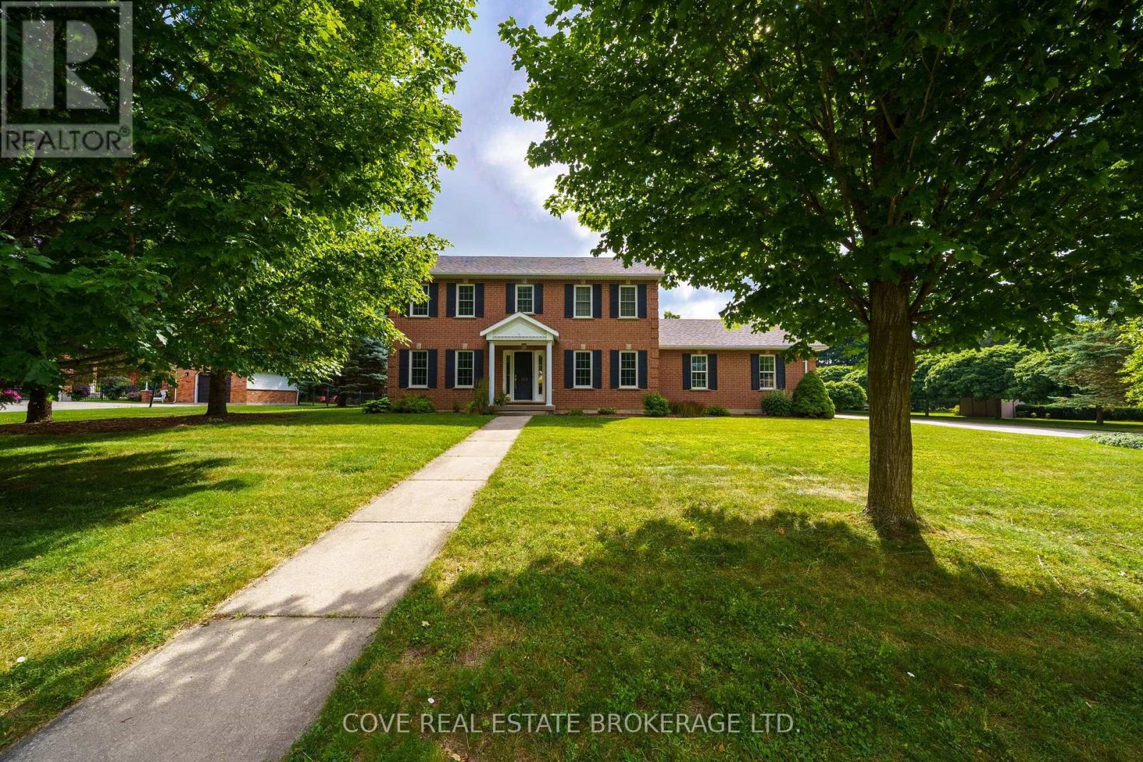 149 SALISBURY DRIVE Property Photo 1