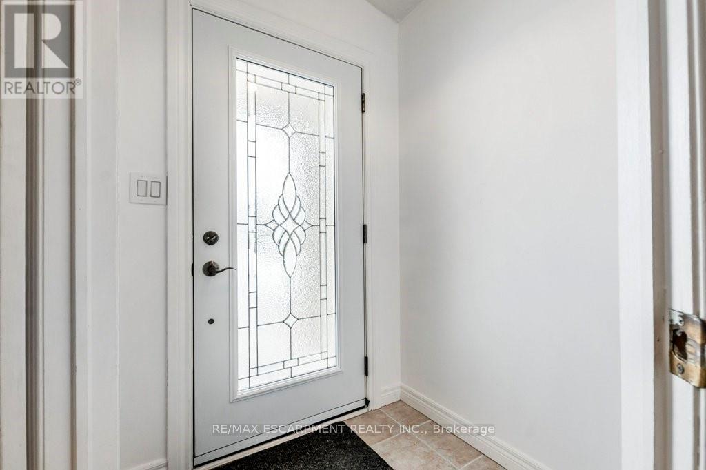 62 Spadara Drive Property Photo 5