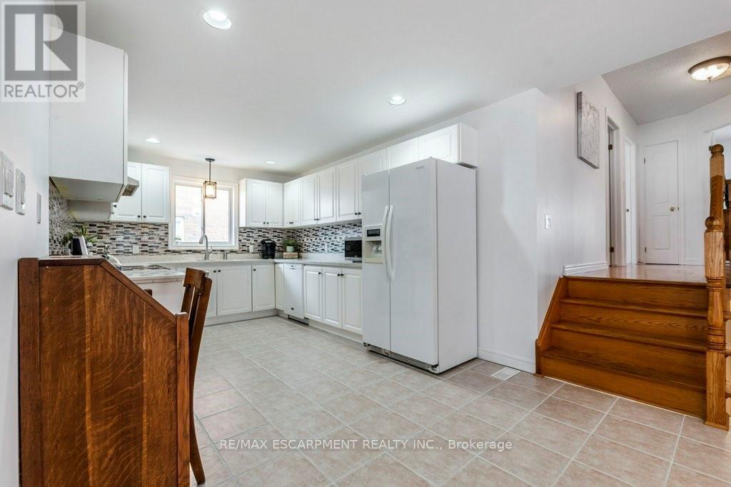 62 Spadara Drive Property Photo 11