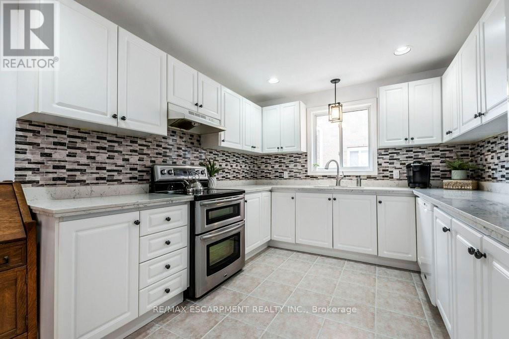 62 Spadara Drive Property Photo 13