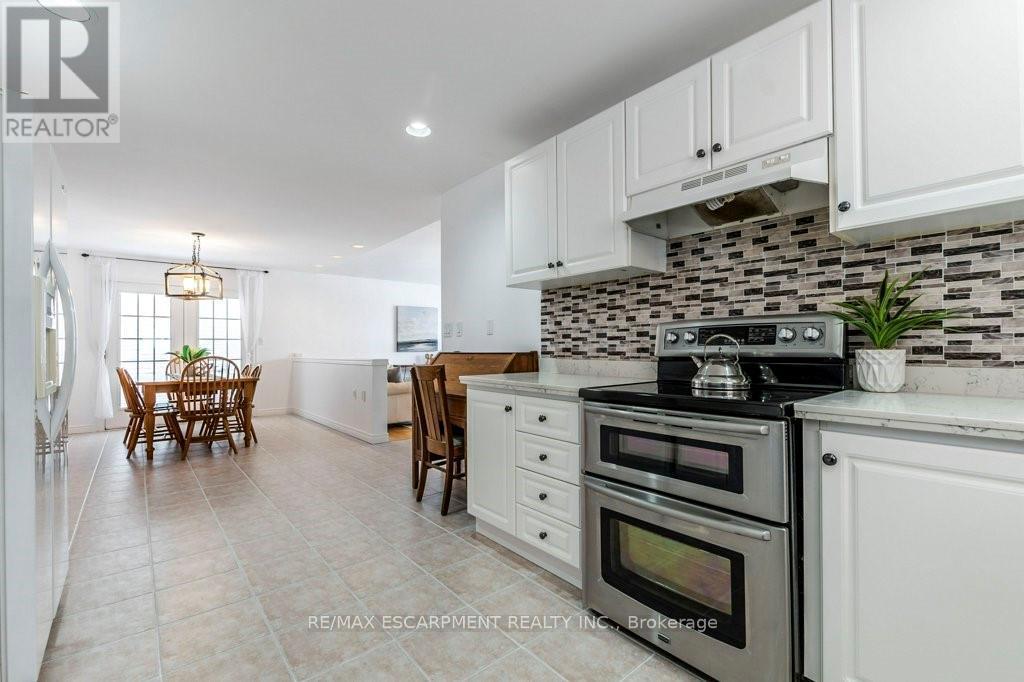 62 Spadara Drive Property Photo 15