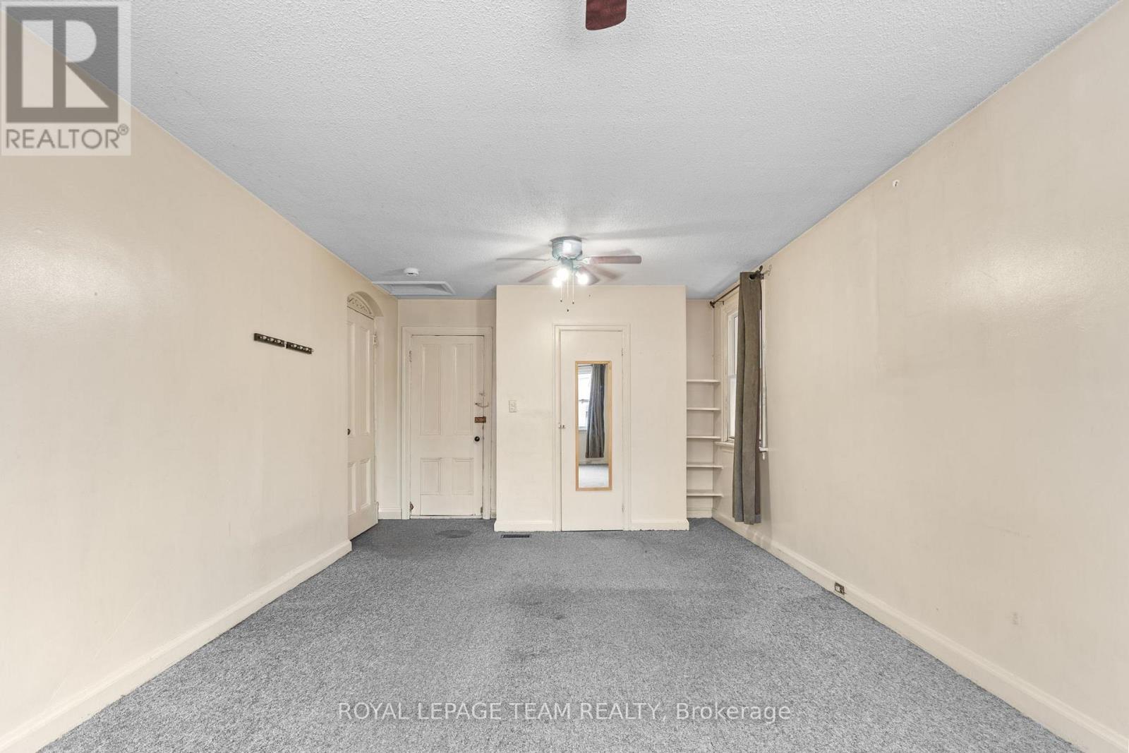 498 Gladstone Avenue Property Photo 14