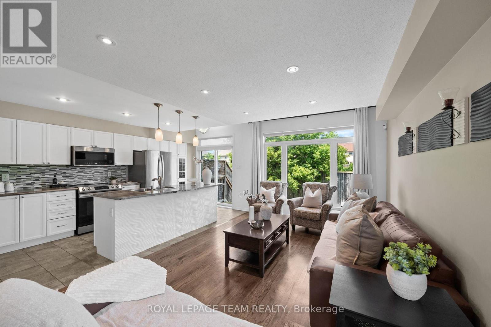 348 Brigitta Street Property Photo 8