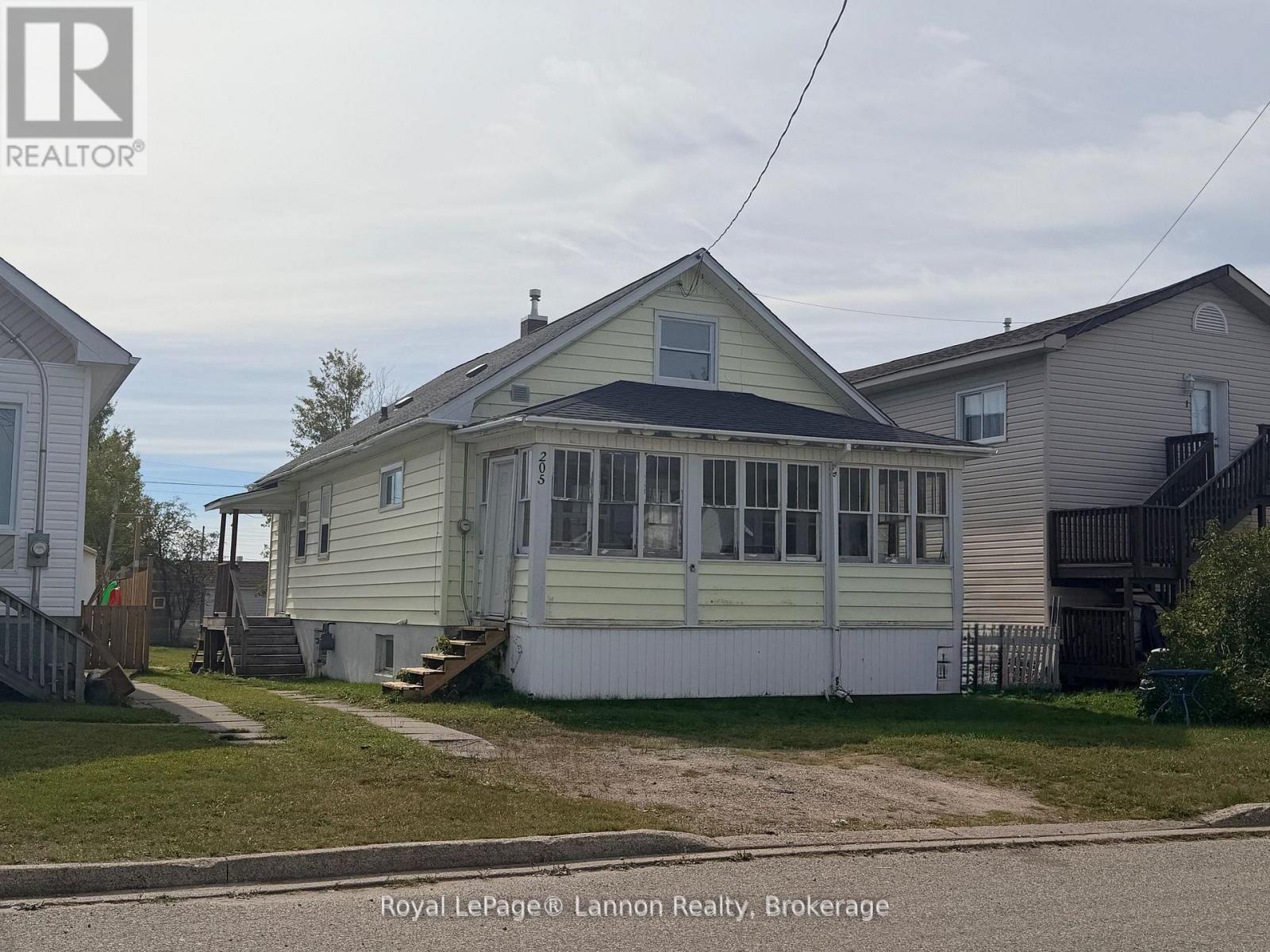 205 SECOND AVENUE Property Photo 1
